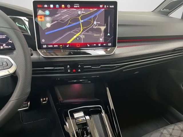 Volkswagen Golf 1.5 TSI DSG R-Line