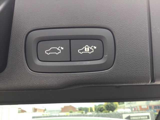 Volvo XC60 Dark Plus