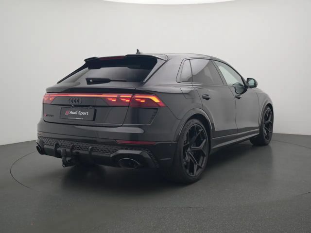 Audi RS Q8 Performance
