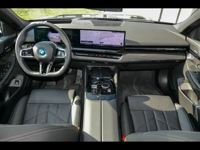 BMW 530 530e M-Sport Touring