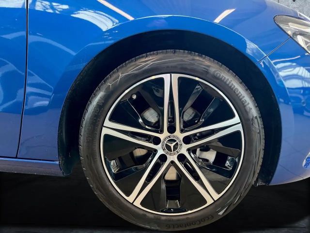 Mercedes-Benz B 200 Progressive Sedan