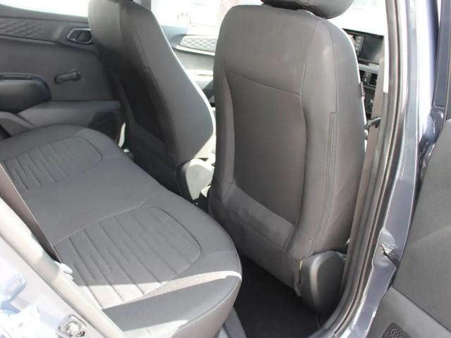 Hyundai i10 1.0 2WD Trend