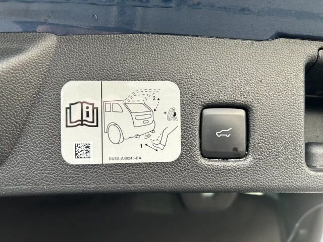 Ford Kuga Plug in Hybrid ST Line X