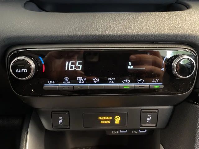 Mazda 2 Hybrid 1.5L Hybrid VVT-i 116 Center-Line