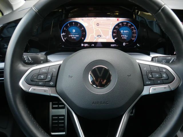 Volkswagen Golf Active