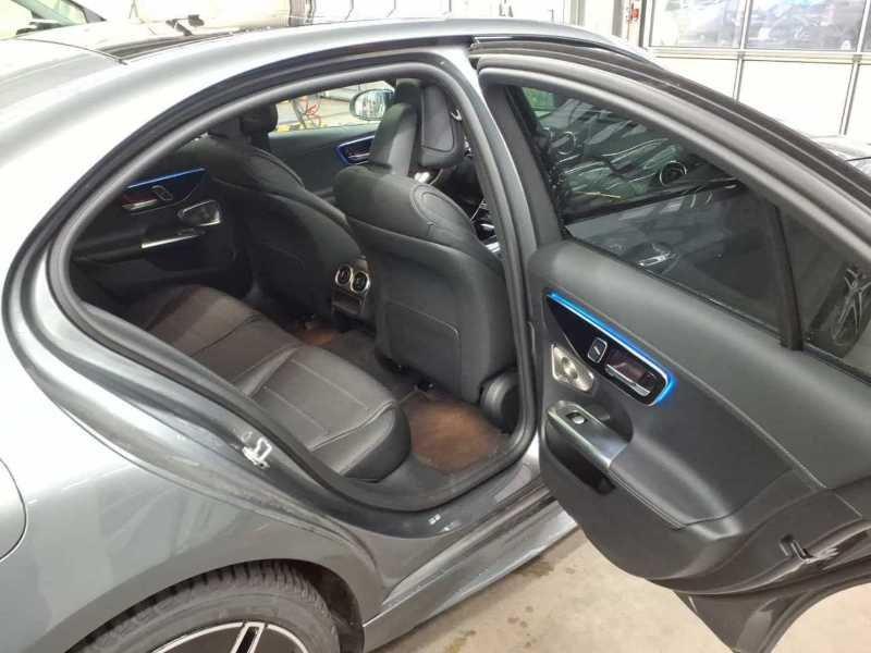 Mercedes-Benz C 200 AMG Line Sedan