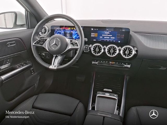 Mercedes-Benz EQA 300 4MATIC