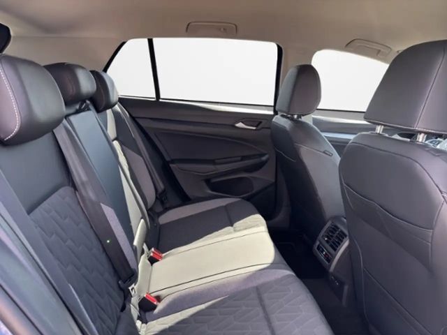 Volkswagen Golf 1.5 TSI Golf VIII