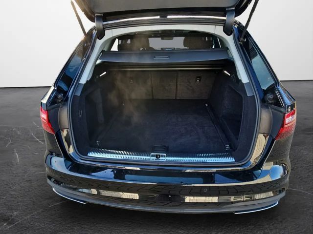 Audi A4 40 TDI Avant S-Tronic
