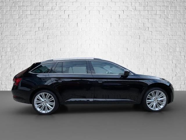 Skoda Superb 1.5 TSI Combi Style Style