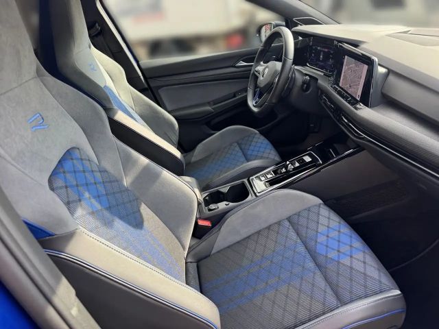 Volkswagen Golf 2.0 TSI 4Motion Golf VIII