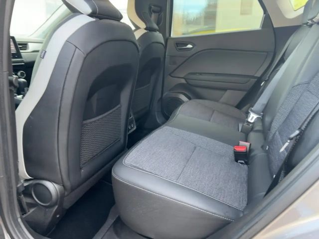 Renault Captur EDC Intens TCe 140