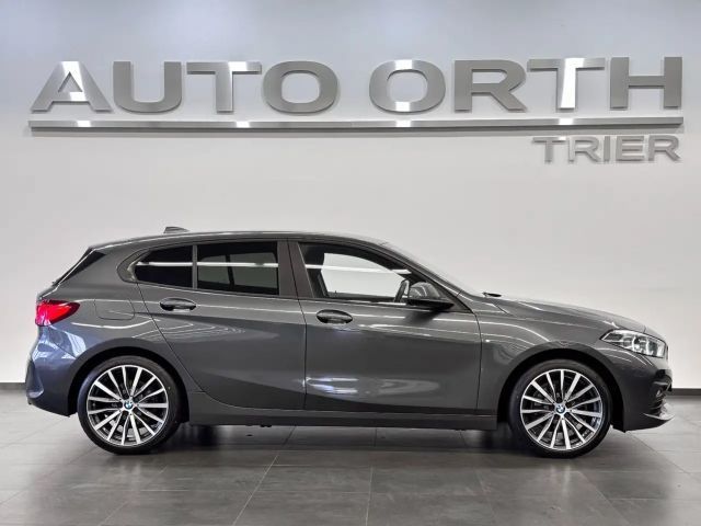 BMW 118 118d Sedan