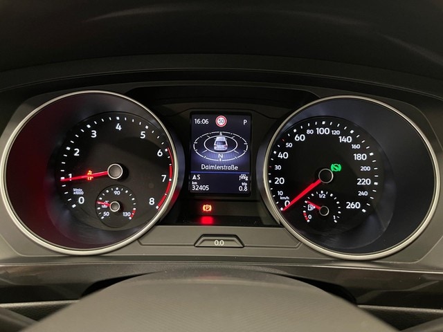 Volkswagen Tiguan Tiguan 1.5 TSI Move ACC+AHK+NAVI+KAMERA+LED