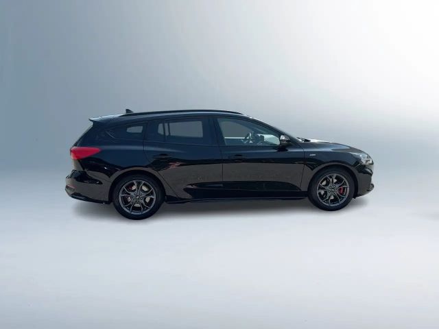 Ford Focus EcoBoost ST Line