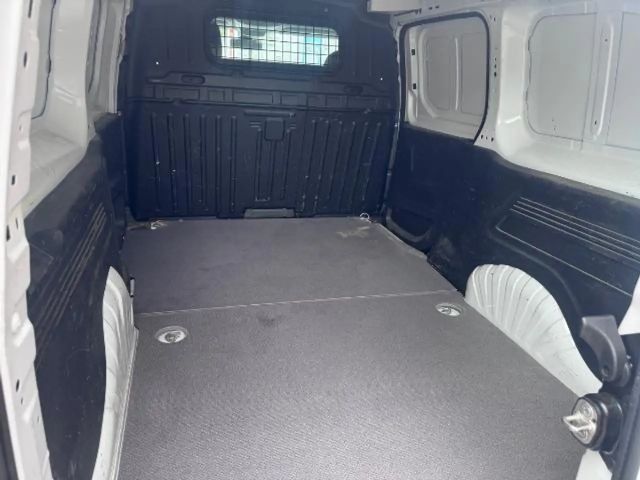 Opel Combo XL Edition/AHK