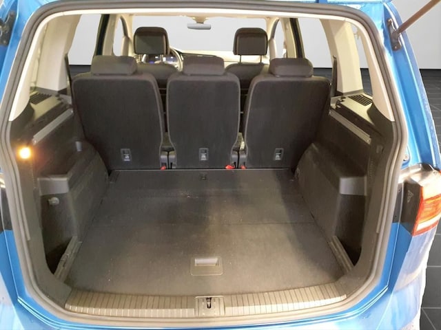 Volkswagen Touran Touran 1,5 TSI NAVI/LED/PDC/Sitzheizung vo./u.v.m.