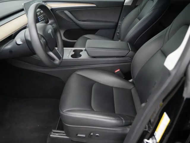 Tesla Model Y AWD Long Range