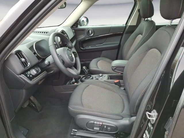 MINI Cooper Countryman Cooper Essential Trim Panorama ACC Kl