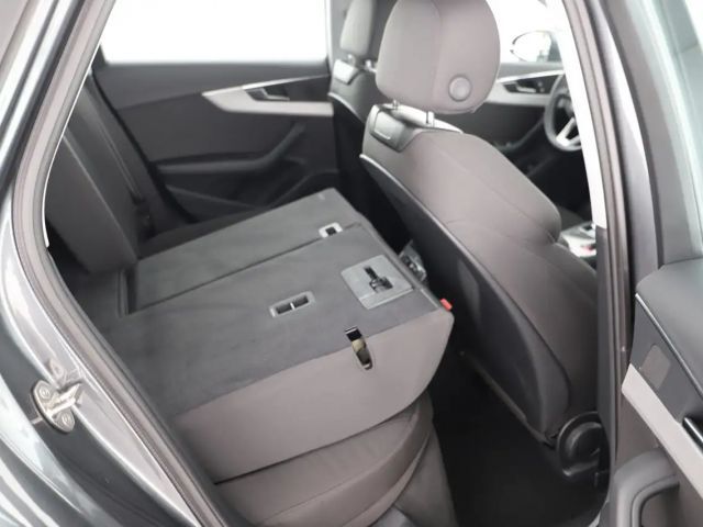 Audi A4 40 TFSI S-Line