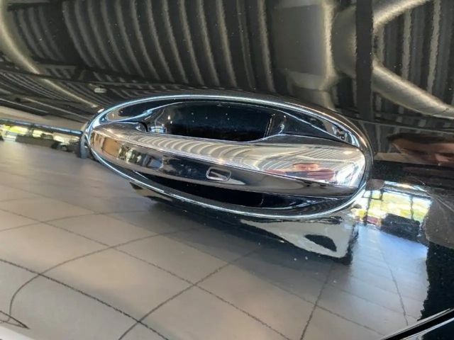 Mercedes-Benz CLA 180 AMG Line