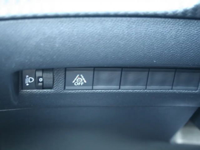 Peugeot E-2008 Allure Pack