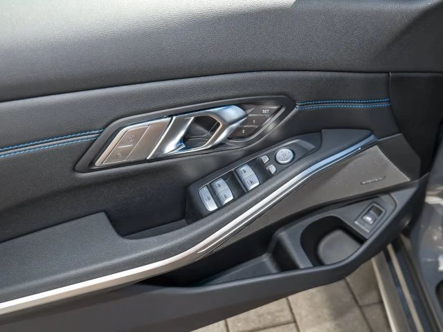 BMW 330 330i M-Sport Sedan