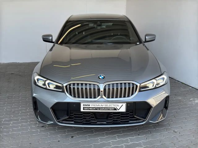 BMW 320 M-Sport Sedan xDrive