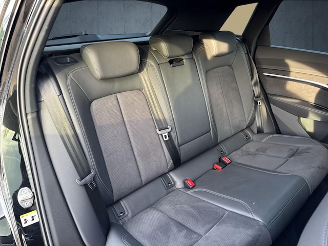 Audi Q8 e-tron 55 Quattro S-Line