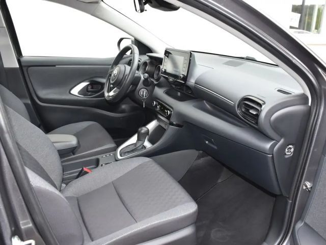 Toyota Yaris 1.5 Dual-VVT-iE (Hybrid)