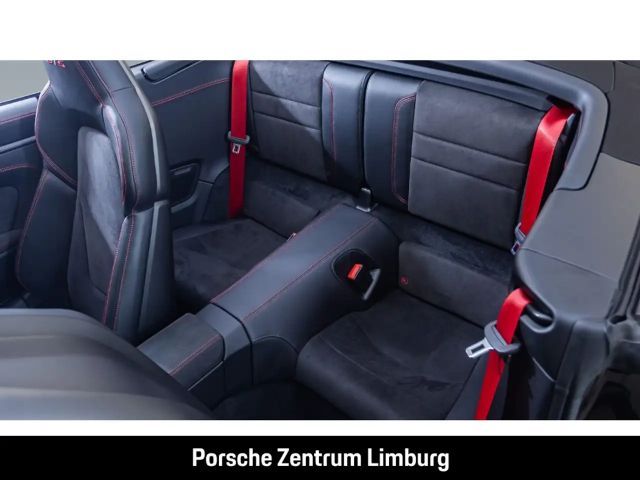 Porsche 992 Cabrio Carrera GTS