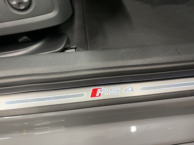 Audi RS4 Avant Quattro