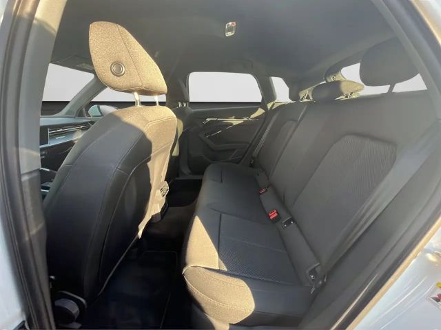 Audi A3 40 TFSI Hybride Sedan