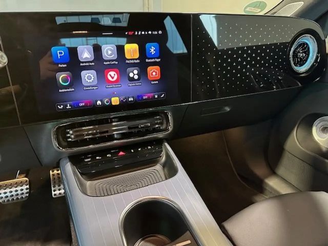 Mercedes-Benz CLA 350 4MATIC AMG Line