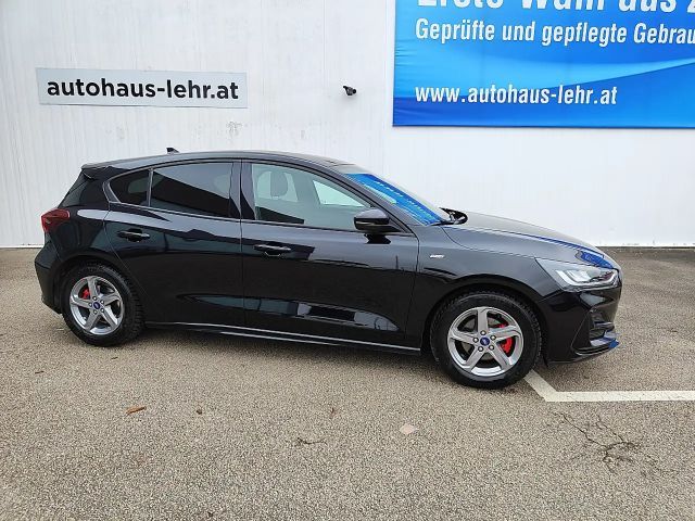 Ford Focus EcoBoost ST Line