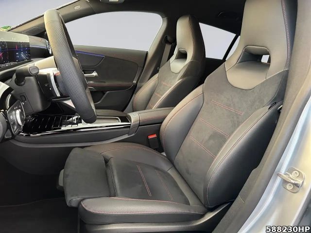 Mercedes-Benz CLA 200 AMG Line