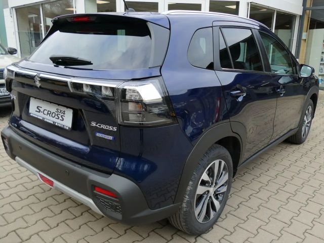 Suzuki S-Cross Hybrid