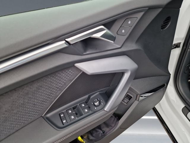 Audi A3 S-Line S-Tronic Sedan