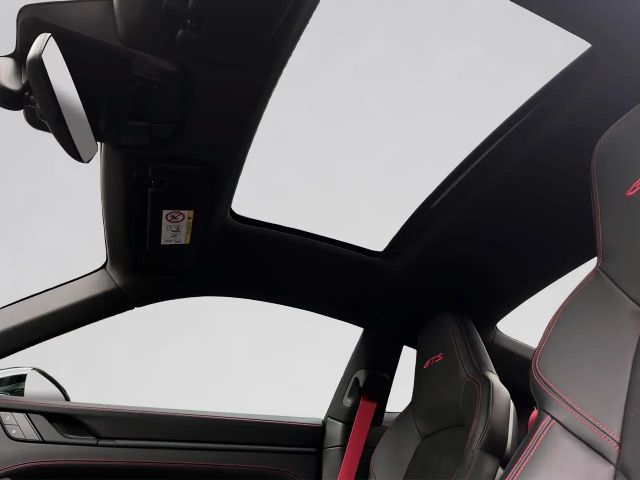 Porsche 992 Carrera Coupé GTS