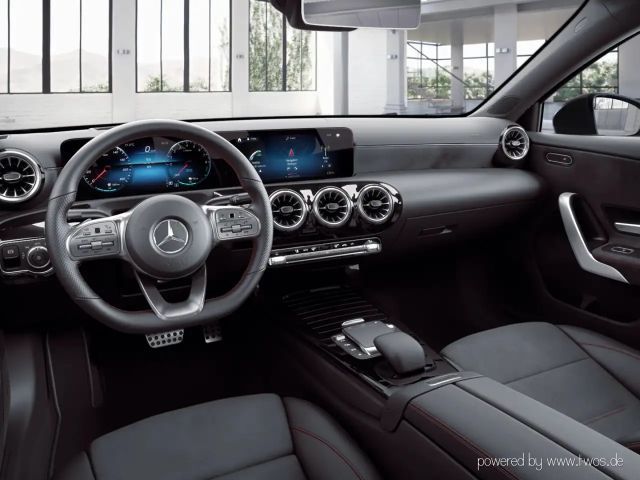 Mercedes-Benz A 250 A 250 e AMG Line