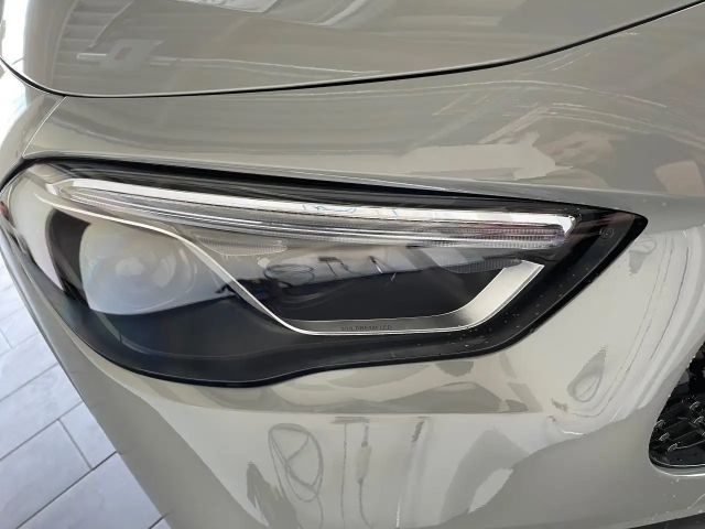 Mercedes-Benz GLA 200 AMG Line