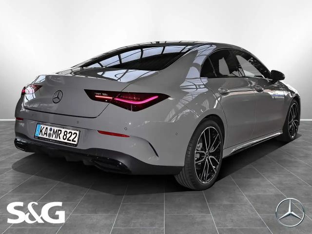 Mercedes-Benz CLA 200 AMG Line Coupé