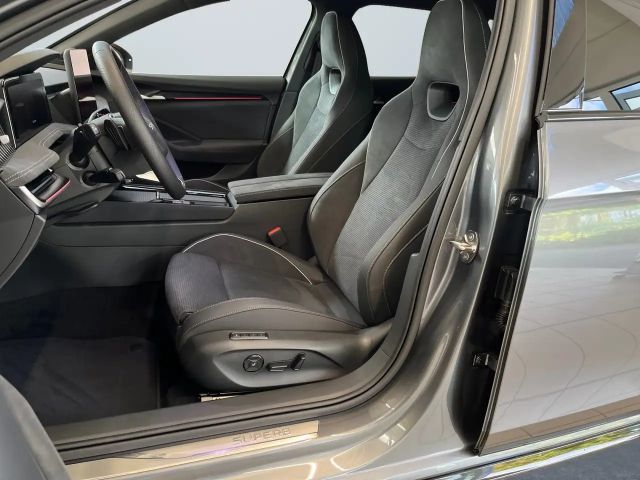 Skoda Superb 2.0 TDI 4x4 Combi Sportline