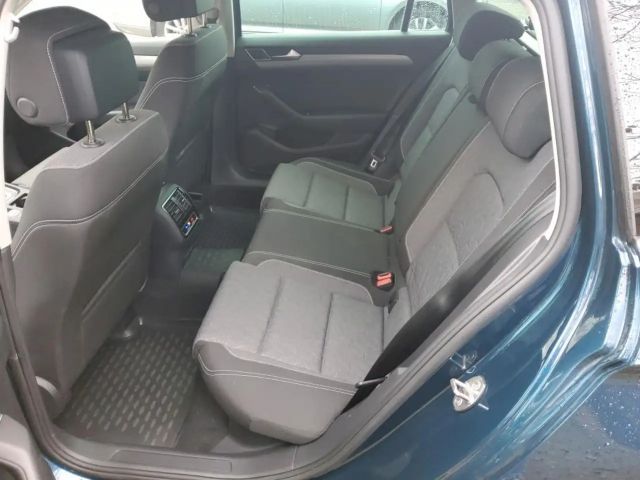 Volkswagen Passat Business DSG Variant