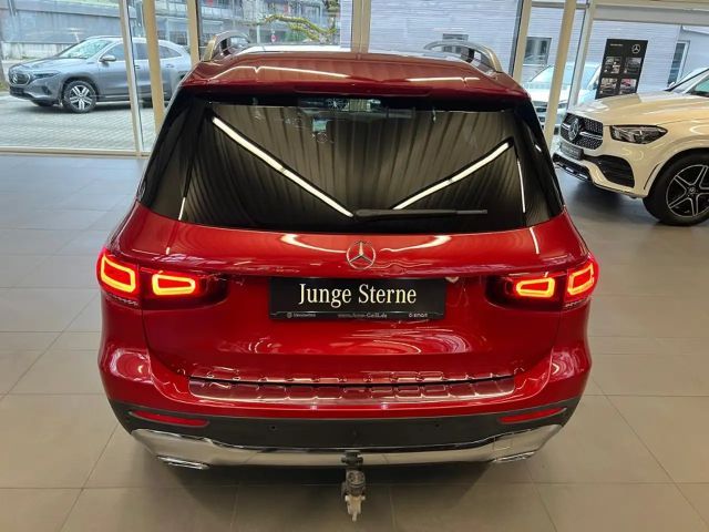 Mercedes-Benz GLB 200 4MATIC GLB 200 d