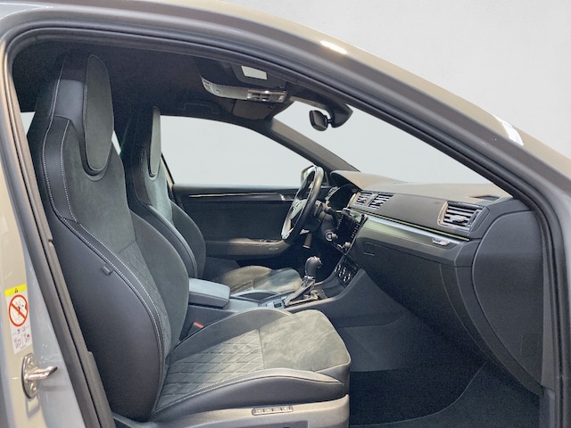 Skoda Superb 2.0 TSI 4x4 Combi Sportline