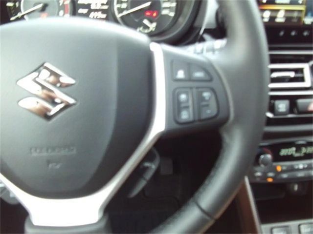 Suzuki S-Cross AllGrip Flash Hybrid