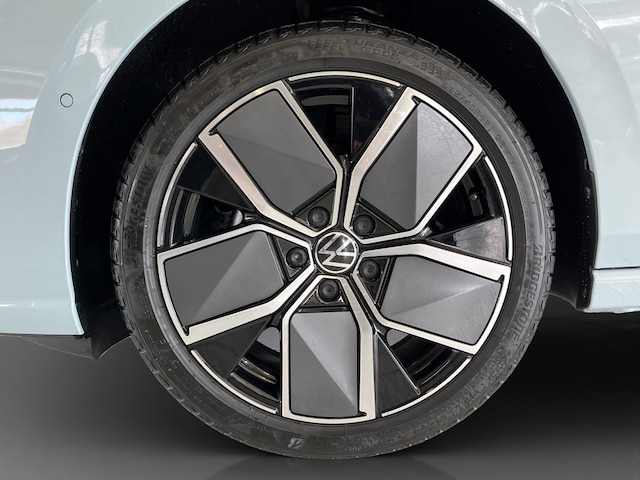 Volkswagen Golf 1.5 eTSI DSG Golf VIII Style