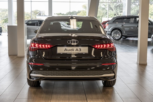 Audi A3 30 TFSI S-Tronic Sedan