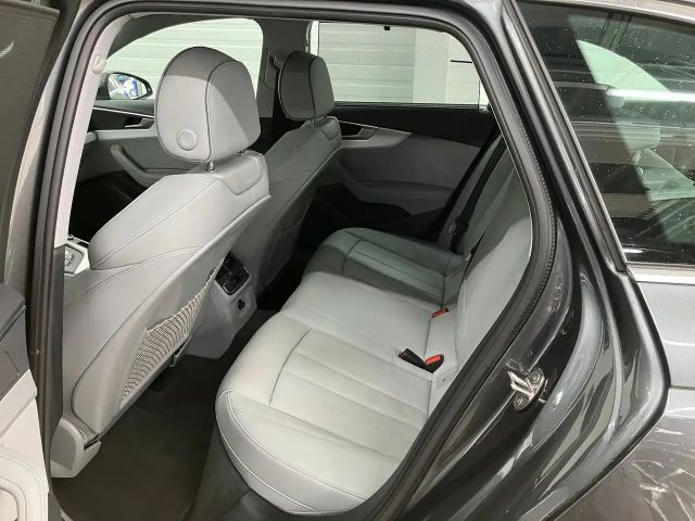 Audi A4 40 TDI Quattro S-Line